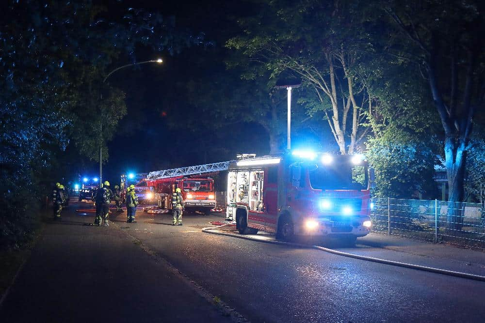 In Günzburg war es in den frühen Samstagmorgenstunden zu einem Brand gekommen, bei dem ein Kindergarten stark beschädigt wurde.