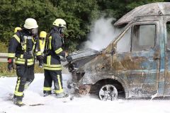 Fahrzeugbrand A8 Zusmarshausen Burgau 29092022 7