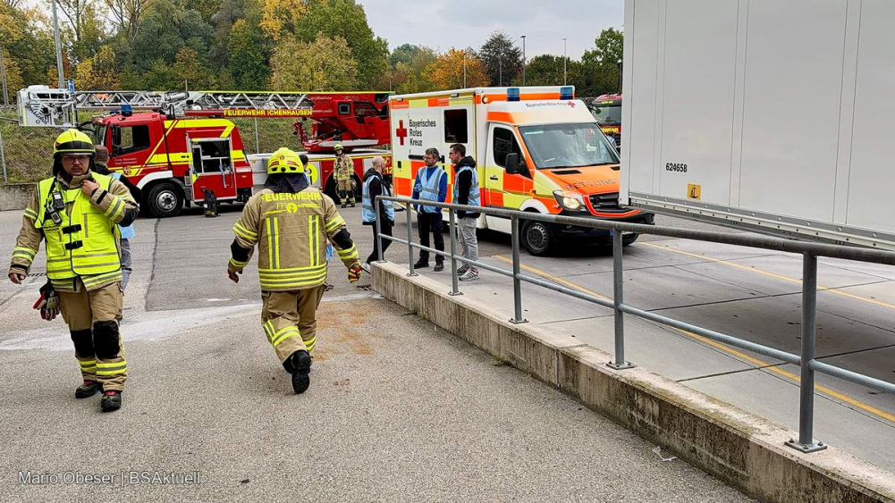Übung Freiwillige Feuerwehr Ichenhausen und der Rettungsdienst 