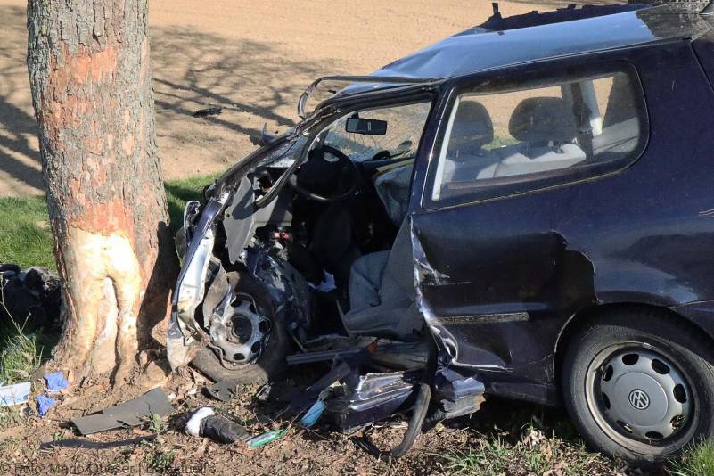 Unfall Pfaffenhofen Raunertshofen 26042021 18