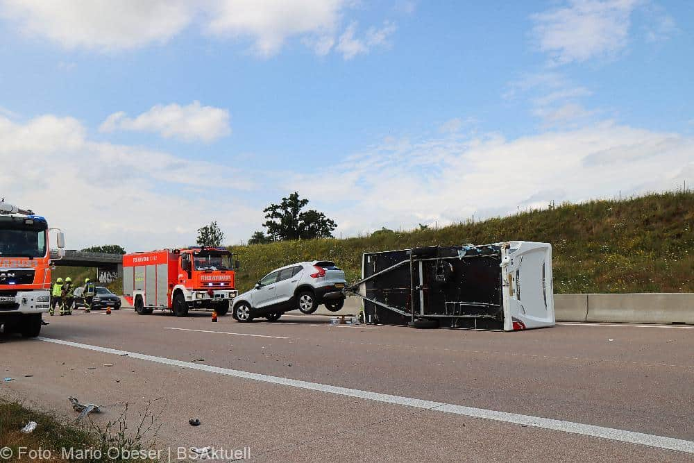 Unfall A8 Unterknöringen 29062022