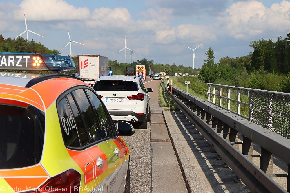 Unfall A8 Lkw Pkws Jettingen-Scheppach 13052022